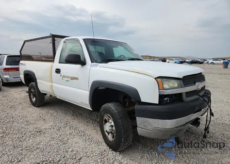 2004 Chevrolet Silverado K2500 Heavy Duty from USA, damaged, VIN 1GCHK24U44E113853